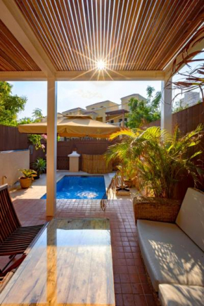Dar 66 Townhouses Walk to Beach, Ras Al Khaimah